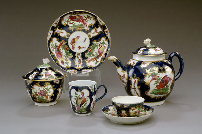 Appraisal: WORCESTER PORCELAIN BLUE-SCALE ASSEMBLED PART TEA AND COFFEE SERVICE CIRCA