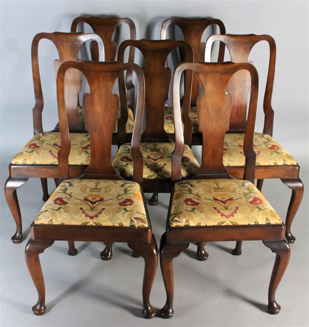 Appraisal: SET OF EIGHT OLD COLONY PROBABLY HENREDON QUEEN ANNE STYLE