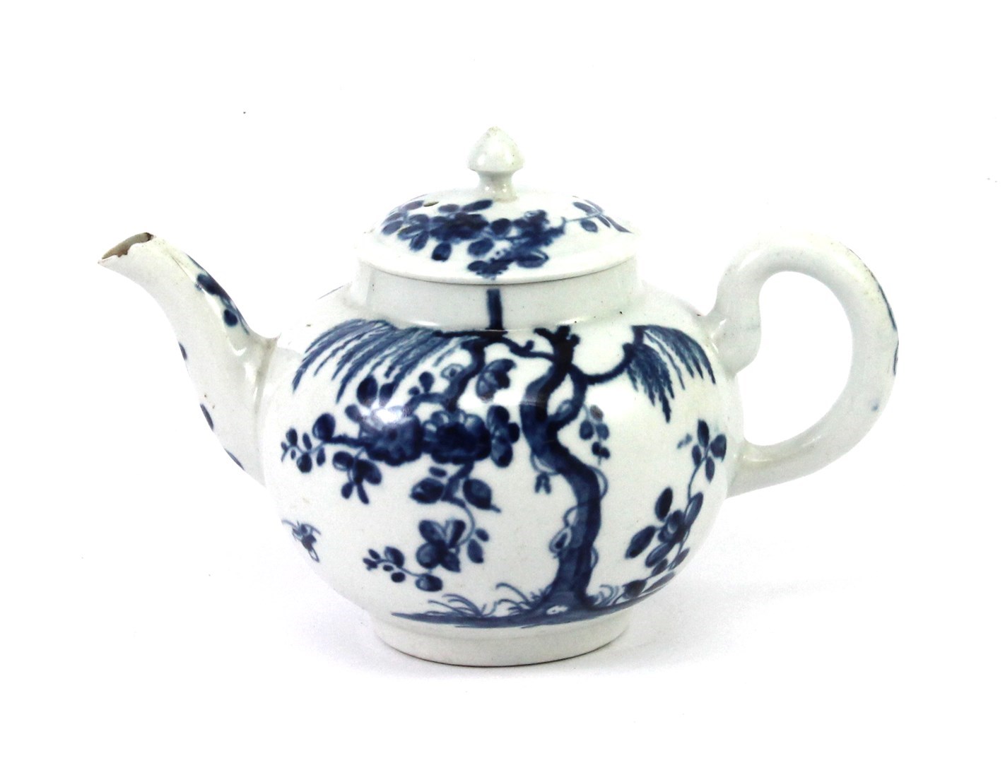 Appraisal: A rare Worcester blue and white teapot and cover circa