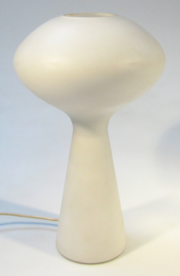 Appraisal: A modern frosted glass table lamp of mushroom outline the