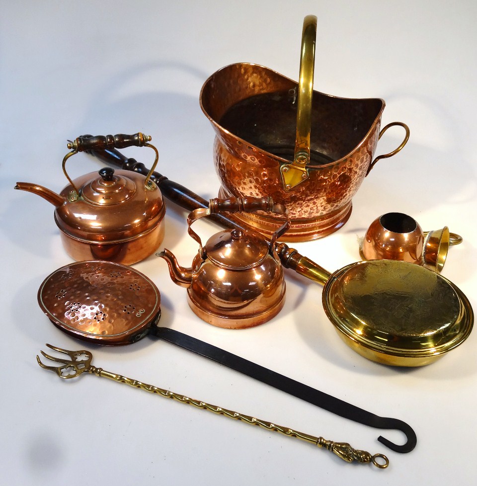 Appraisal: Various brass and copper ware comprising a hammered coal helmet