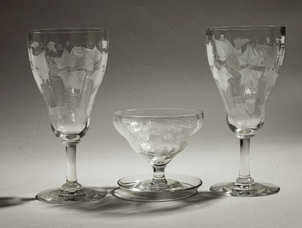 Appraisal: Three Locke Art Glass Table Items in Ivy Pattern Three