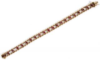 Appraisal: KT YELLOW GOLD GARNET BRACELET KT YELLOW GOLD GARNET BRACELET