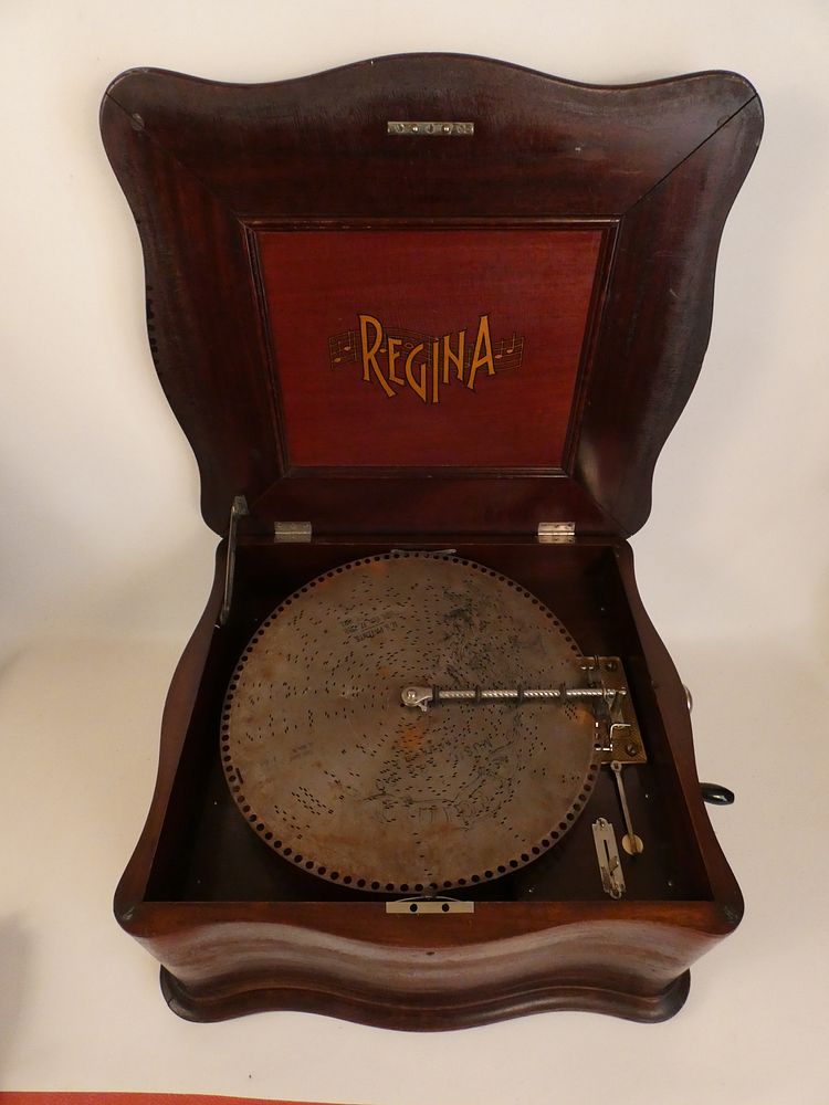 Appraisal: ANTIQUE REGINA DISK MUSIC BOX Antique Regina disk music box