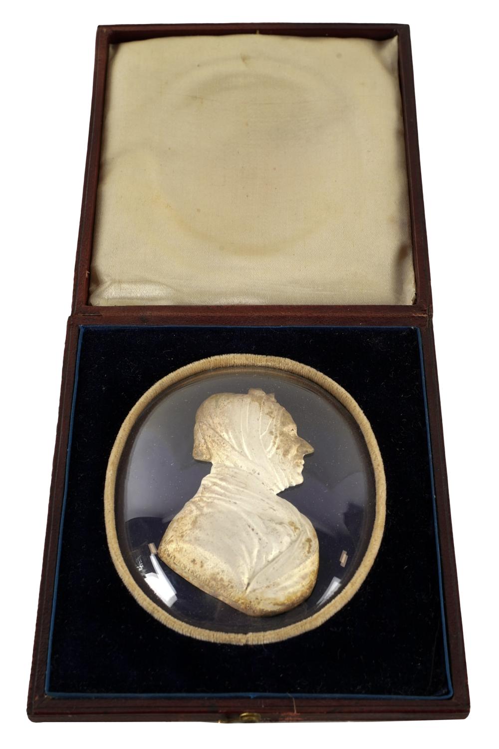 Appraisal: CAMEO PORTRAIT PLAQUE OF A LADYsigned to lower left x