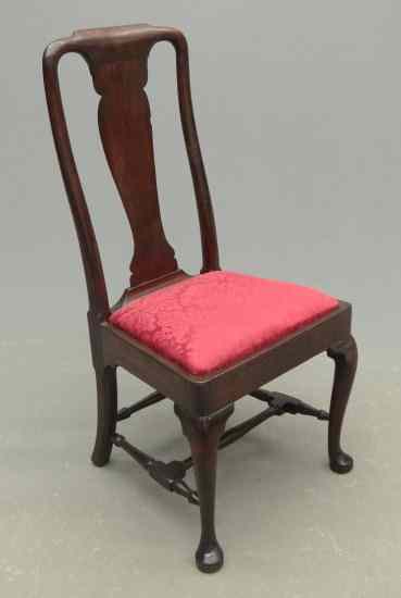 Appraisal: th c Queen Anne side chair having block and turned