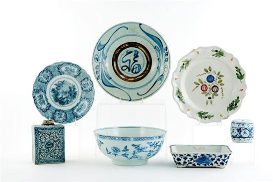 Appraisal: Collection ceramic and porcelain dishes bowls and objects New Wharf