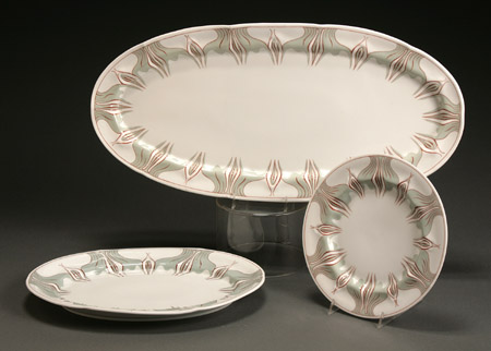 Appraisal: Set of Twenty-Four Meissen Luncheon Plates and Two Platters Circa