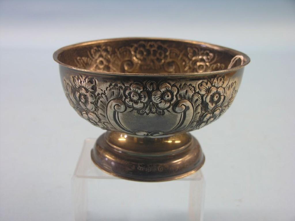 Appraisal: An Edward VII silver bowl pedestal-form embossed with flowers and