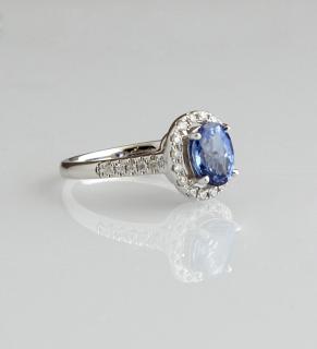 Appraisal: Lady's K White Gold Dinner Ring with an oval Lady's