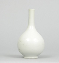 Appraisal: Gourd Form Bottle Chinese White glazed organic form with a