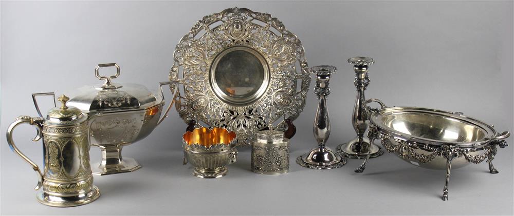 Appraisal: COLLECTION OF SILVER AND SILVERPLATE ITEMS INCLUDING A CONTINENTAL BOX