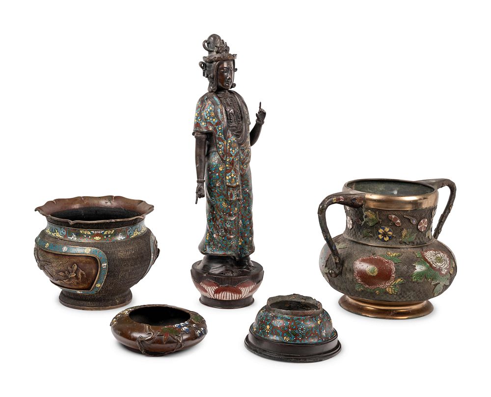 Appraisal: Four Japanese Champleve and Cloisonne Enameled Articles Four Japanese Champleve