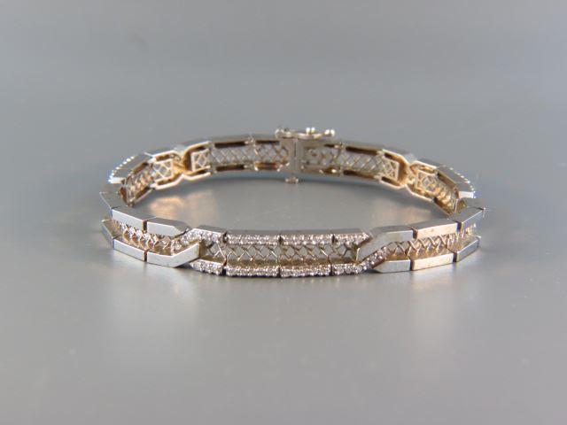 Appraisal: Diamond Bracelet round diamonds totaling carat in k white gold