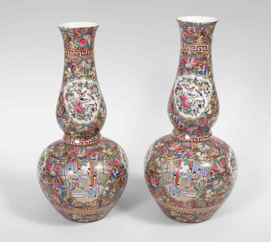 Appraisal: PAIR ROSE MEDALLION BULBOUS VASES Marked on base in characters