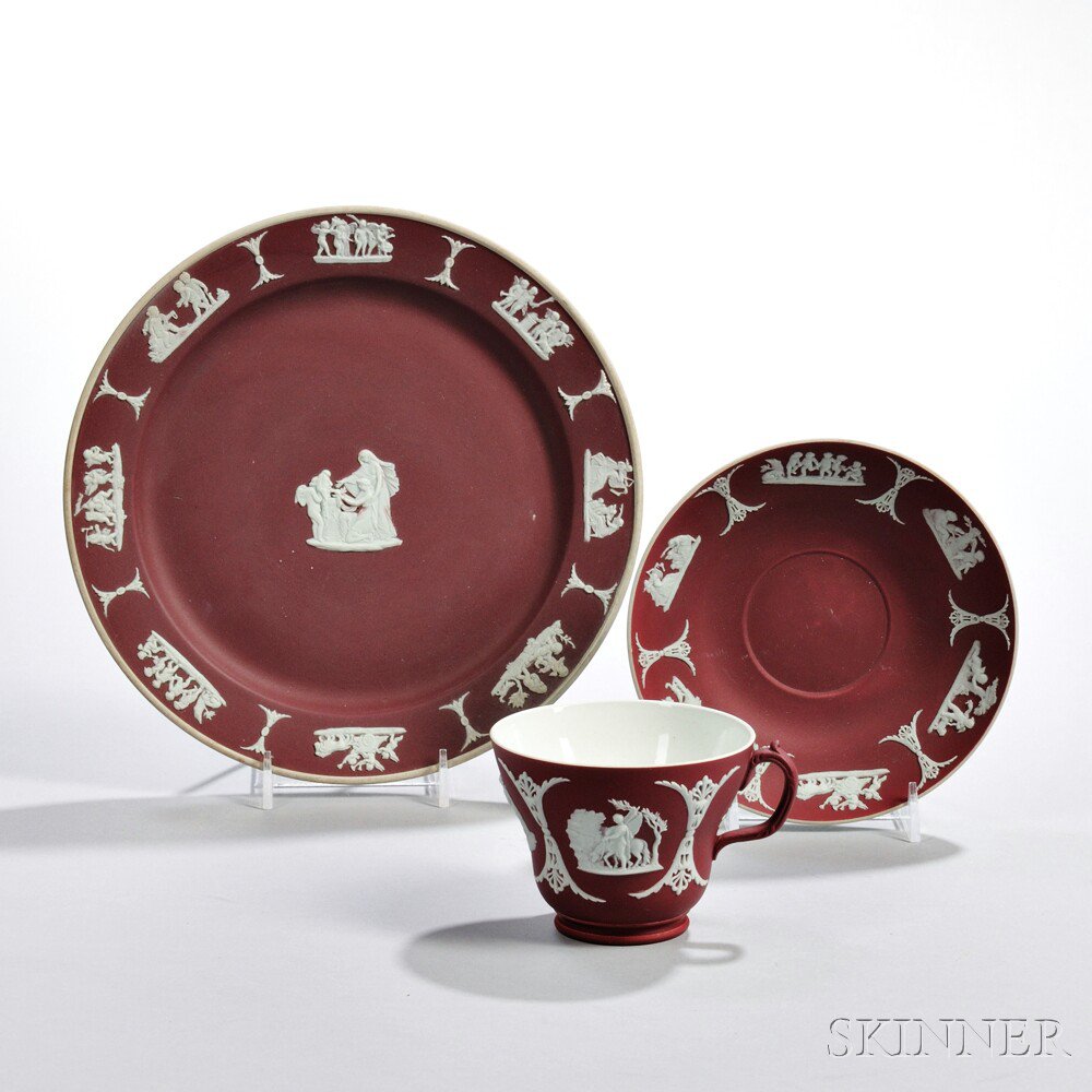 Appraisal: Two Wedgwood Crimson Jasper Dip Items England c each with