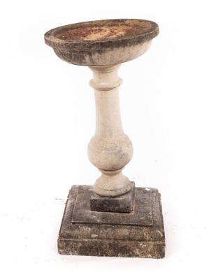 Appraisal: A reconstituted stone bird bath cm high