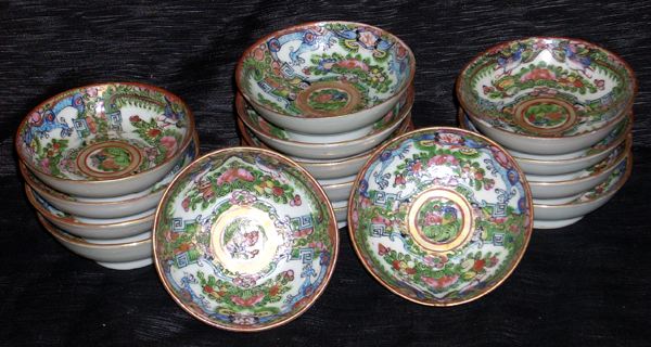 Appraisal: Set of Fifteen Chinese Export Rose Medallion Porcelain Butter Pats