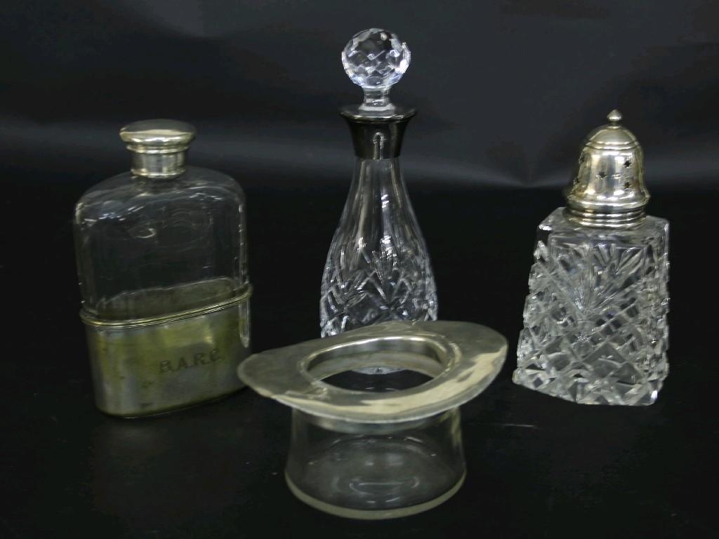 Appraisal: Edwardian silver topped glass inkwell in the form of a