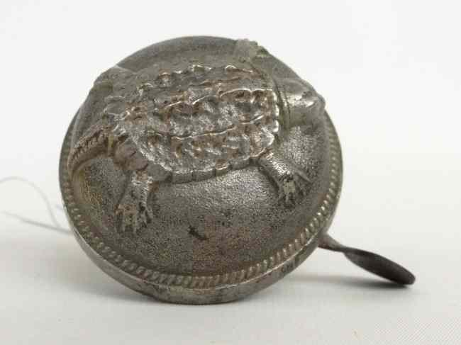 Appraisal: Turtle cast bell