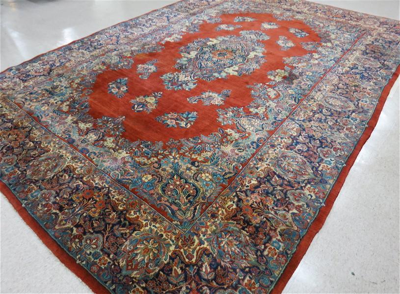 Appraisal: SEMI-ANTIQUE PERSIAN SAROUK GRAND ROOM CARPET Arak region Markazi Province