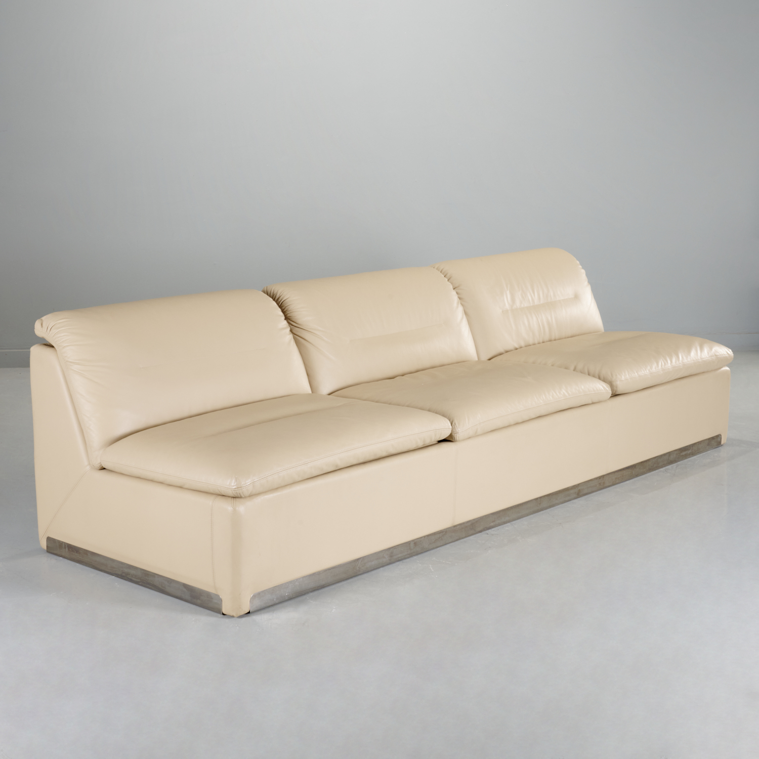 Appraisal: SAPORITI P PROPOSALS -SEAT LEATHER SOFA c s beige leather