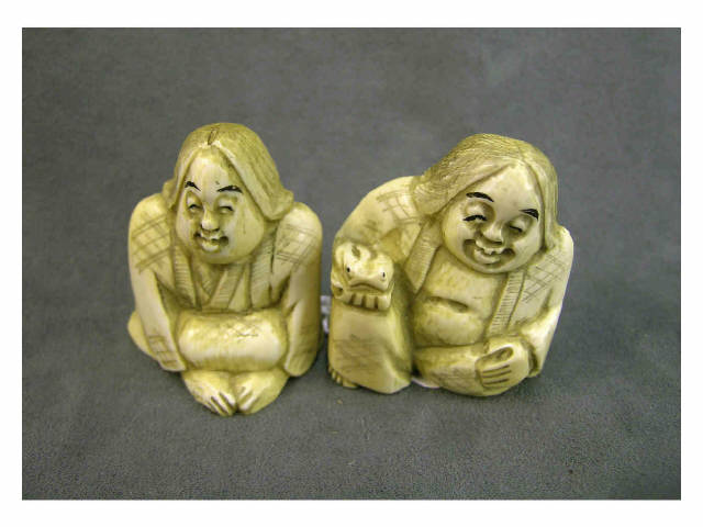 Appraisal: Two ivory netsuke including man with toad Gama Sennin and