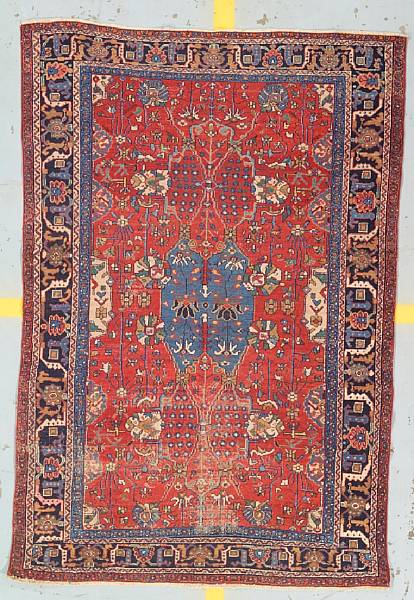 Appraisal: A Hamadan rug size approximately ft in x ft in