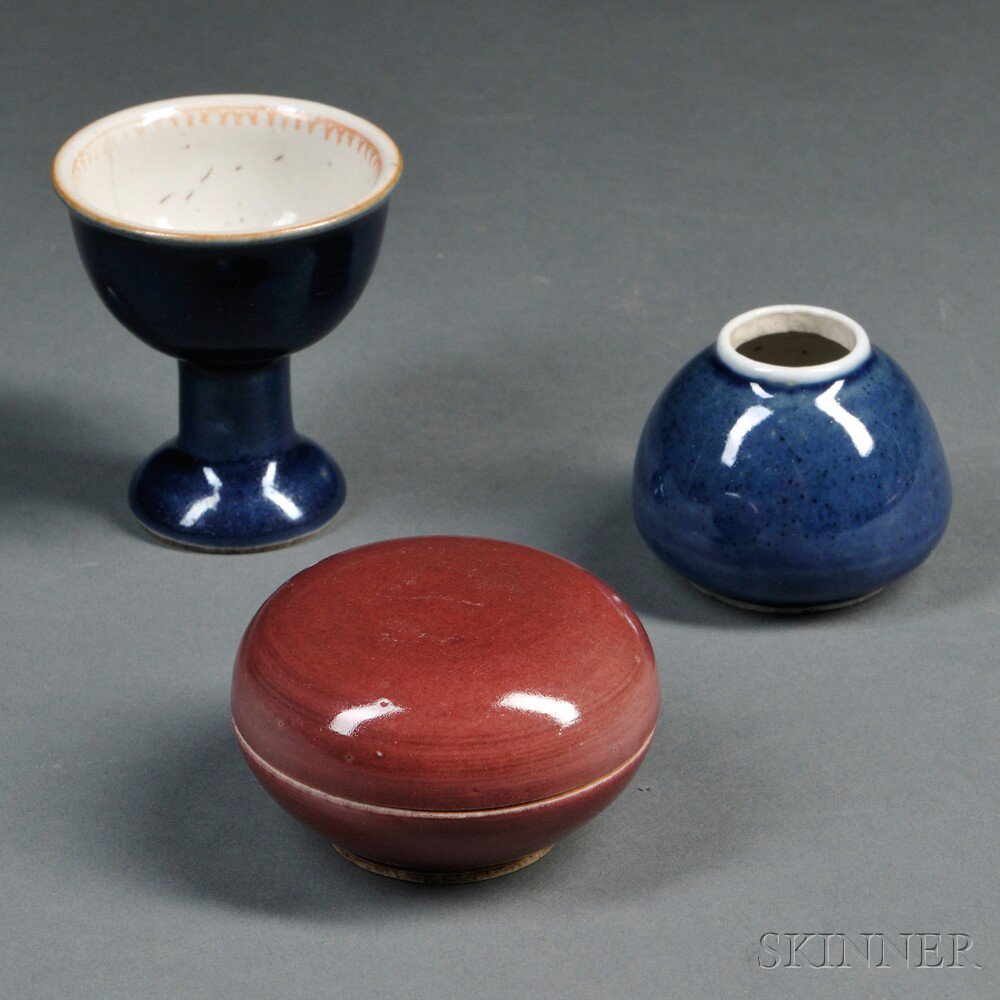 Appraisal: Three Small Glazed Ceramic Containers China a red covered case