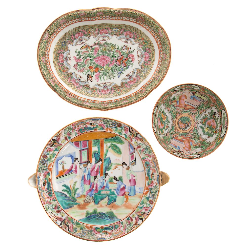 Appraisal: Three Chinese Export Famille Rose objects including Rose Mandarin hot