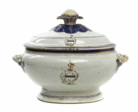 Appraisal: A Chinese Export Armorial Soup Tureen the lidded vessel with