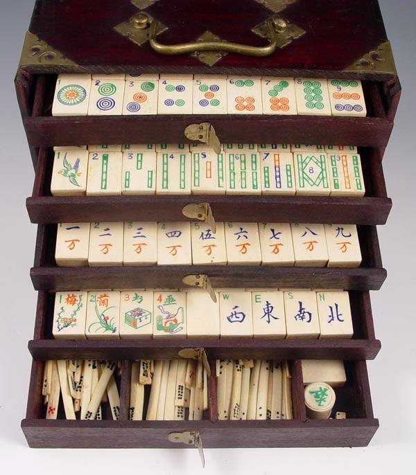 Appraisal: MAH JONG GAME SET AND BOX Form of the ancient