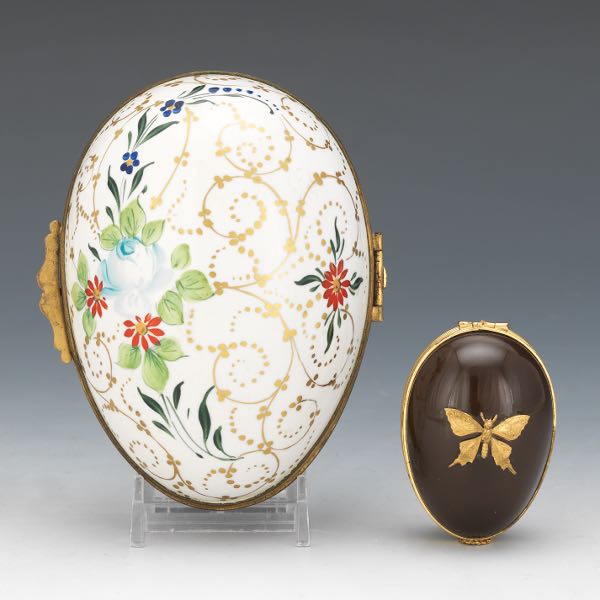 Appraisal: GERMAN VINTAGE ORLIK PORCELAIN EGG VANITY BOX WITH LIMOGES SURPRISE