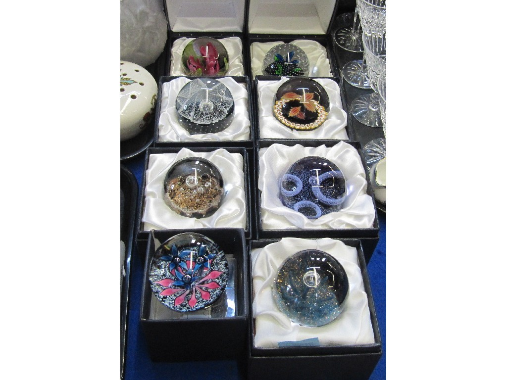 Appraisal: Eight Caithness paperweights including lunar Parasol etc