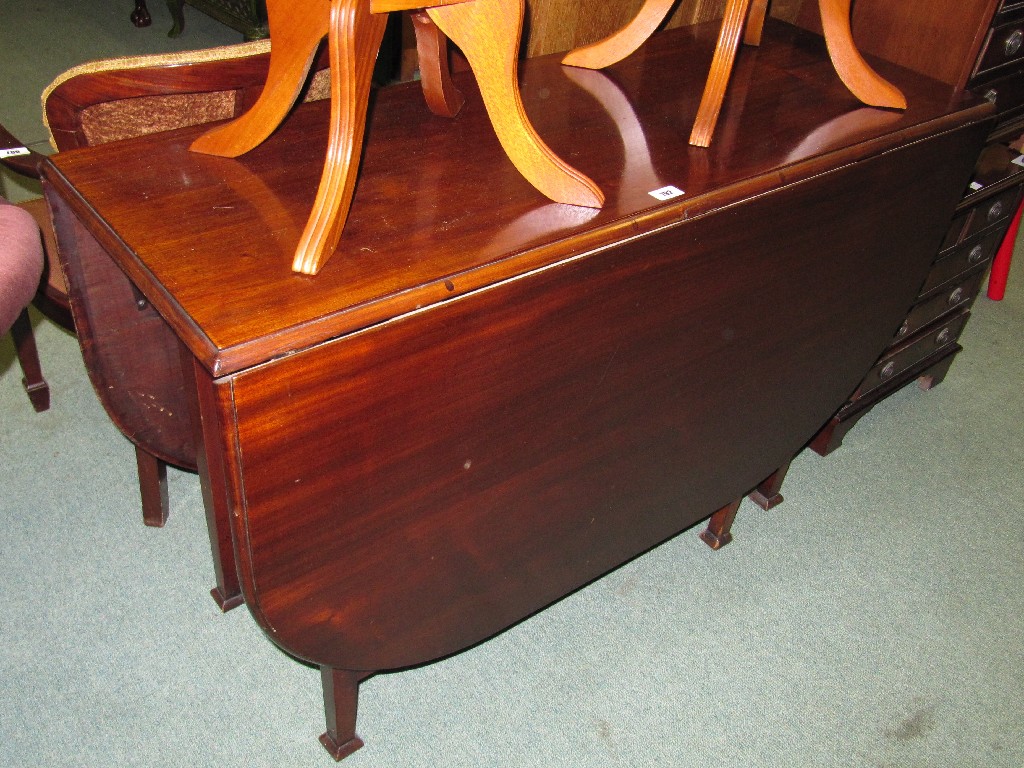 Appraisal: Mahogany gateleg dining table