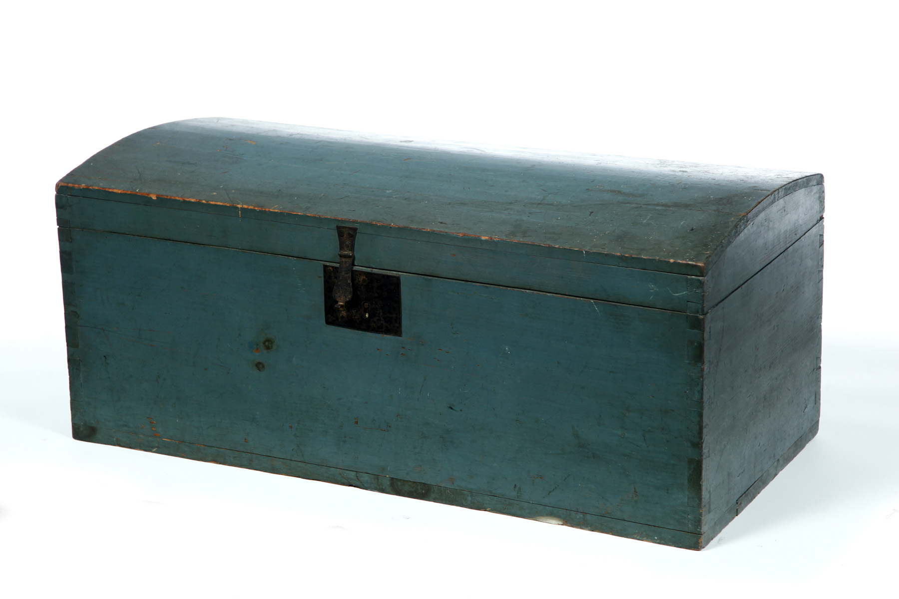 Appraisal: AMERICAN PAINTED DOMETOP BOX Nineteenth century pine Dovetailed box with