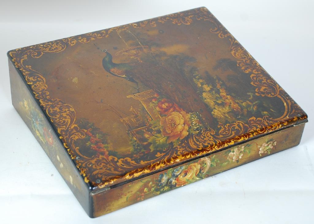 Appraisal: GOOD VICTORIAN PAPIER MACHE LAP BOX the hinged slope top