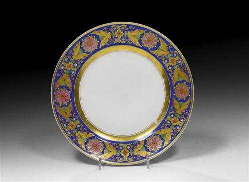 Appraisal: PLATE Russia Popov factory th century With a rich gold