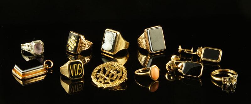 Appraisal: - Gold Jewelry Lot Miscellaneous white and yellow gold jewelry