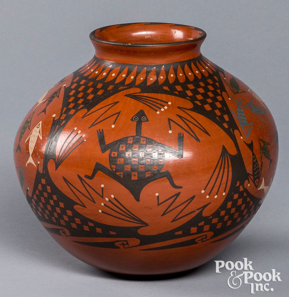 Appraisal: Native American Indian pottery jar Native American Indian pottery jar