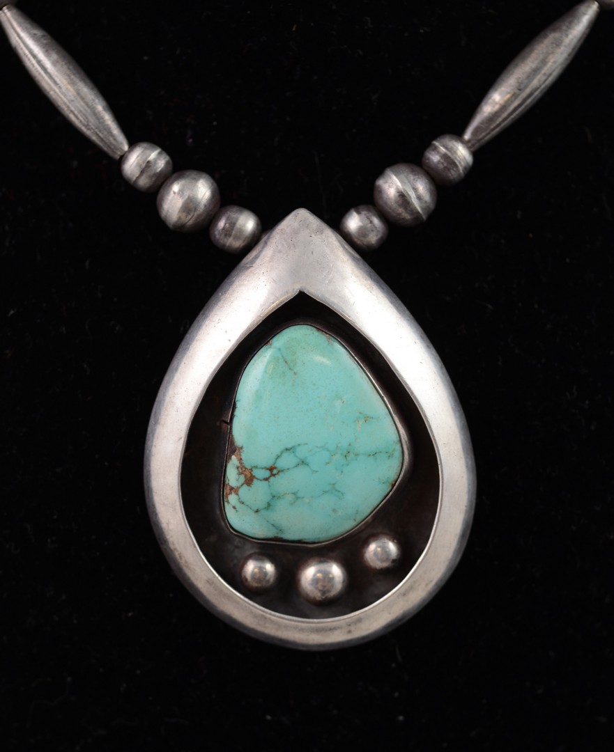 Appraisal: Navajo sterling bearclaw choker with turquoise cabochon and beaded chain