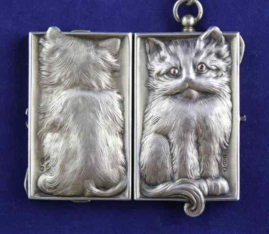 Appraisal: An early th century continental silver rectangular compact decorated with