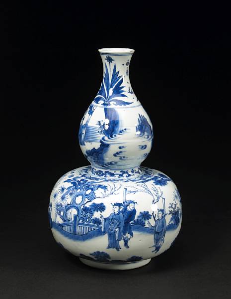 Appraisal: A fine blue and white porcelain double gourd vase Kangxi