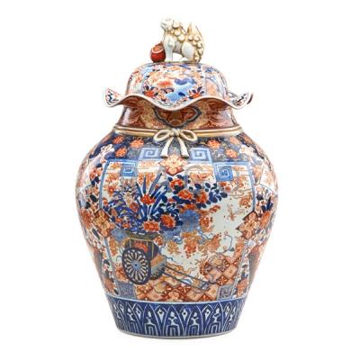 Appraisal: JAPANESE IMARI COVERED URN Condition Report