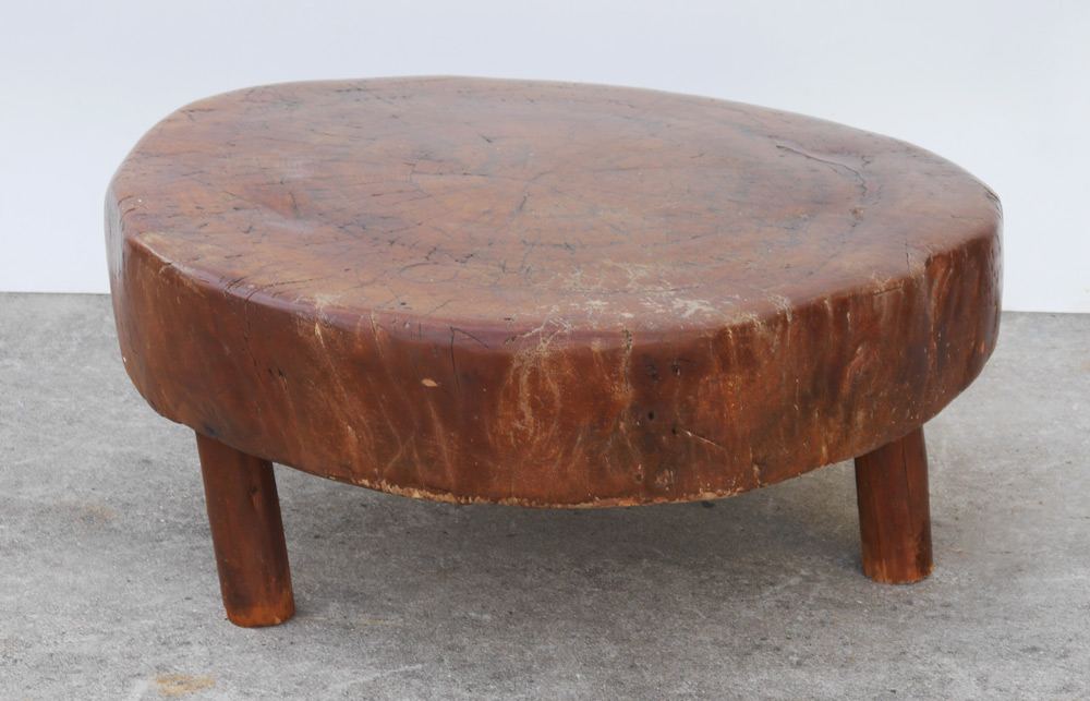 Appraisal: EARLY COUNTRY BUTCHERS LOW TABLE Single live edge slab top