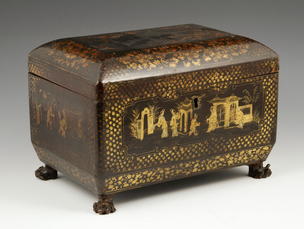 Appraisal: - Chinese Export Lacquer Box Export lacquer box China gilt