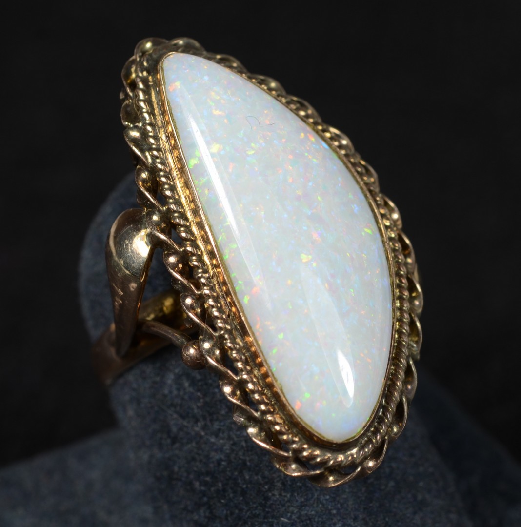 Appraisal: Unmarked YG opal ring stone x dwt size