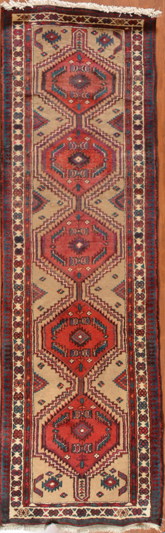 Appraisal: Persian Serab rug approx x Iran modern Condition Excellent condition