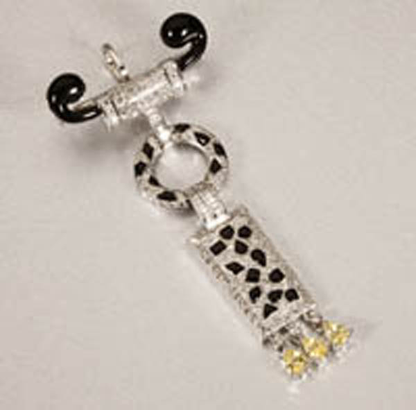 Appraisal: An Art Deco style diamond pendant brooch An Art Deco