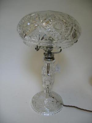 Appraisal: A CUT GLASS TABLE LAMP c of mushroom form with